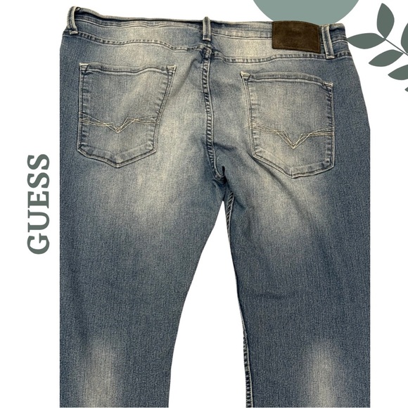 Guess Jeans Men’s Vermont Slim Fit | Size 38 x 30 Blue Denim Light Wash - Picture 4 of 7